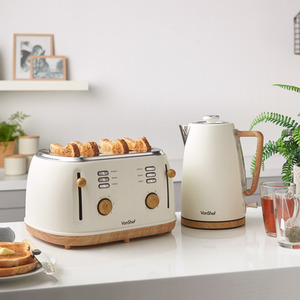 Fika Matte Kettle and 4 Slice Toaster Set