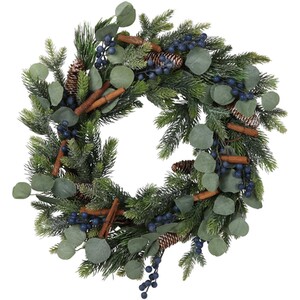 Cinnamon Berry Wreath