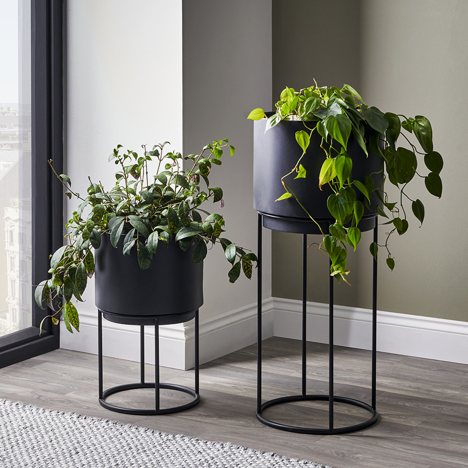 Set Of 2 Indoor Planters - Black 32cm