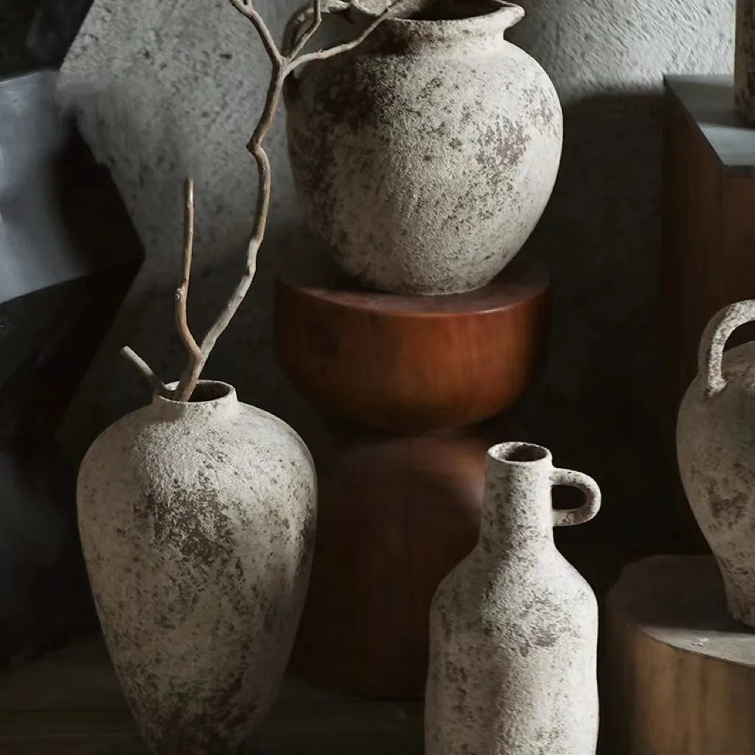 Textured Stone-finish Ceramic Vase - Grey