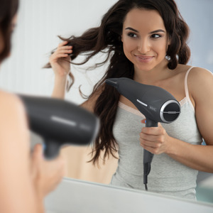 Wahl Ionic Smooth Black Hair Dryer with Detachable Diffuser Head 2200W