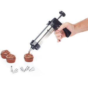 MasterClass BiscuitIcing Set with Eight Nozzles and Thirteen Cutters