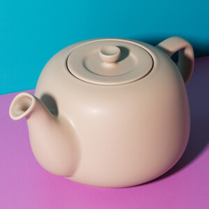 La Cafetire Classic 6 Cup Ceramic Teapot, 1.5L 'Latte' Teapot, Non-Drip Spout