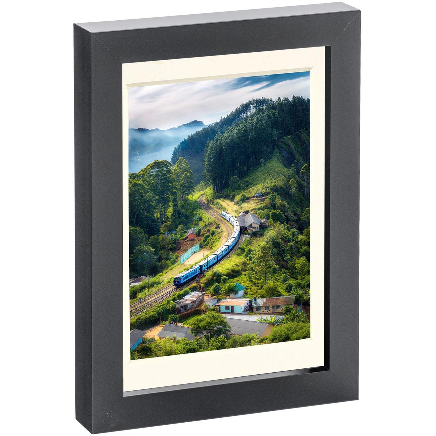 Photo Frame with 4