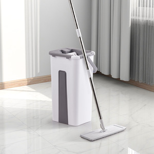Livingandhome Flat Mop Bucket Set with 3 Pads