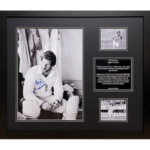 Lord Ian Botham Signed and Framed Photograph