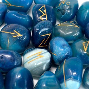 Onyx Rune Stone Set in Pouch Mystical Divination Tarot Tools