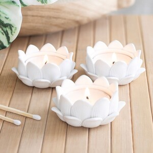 Set of 3 Lotus Tealight Holders