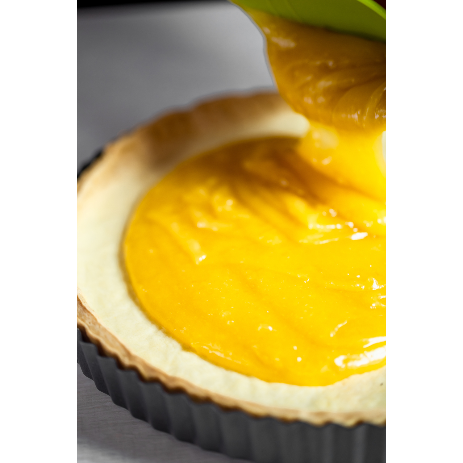 MasterClass Non-Stick 28cm Fluted Round Flan  Quiche Tin - Grey