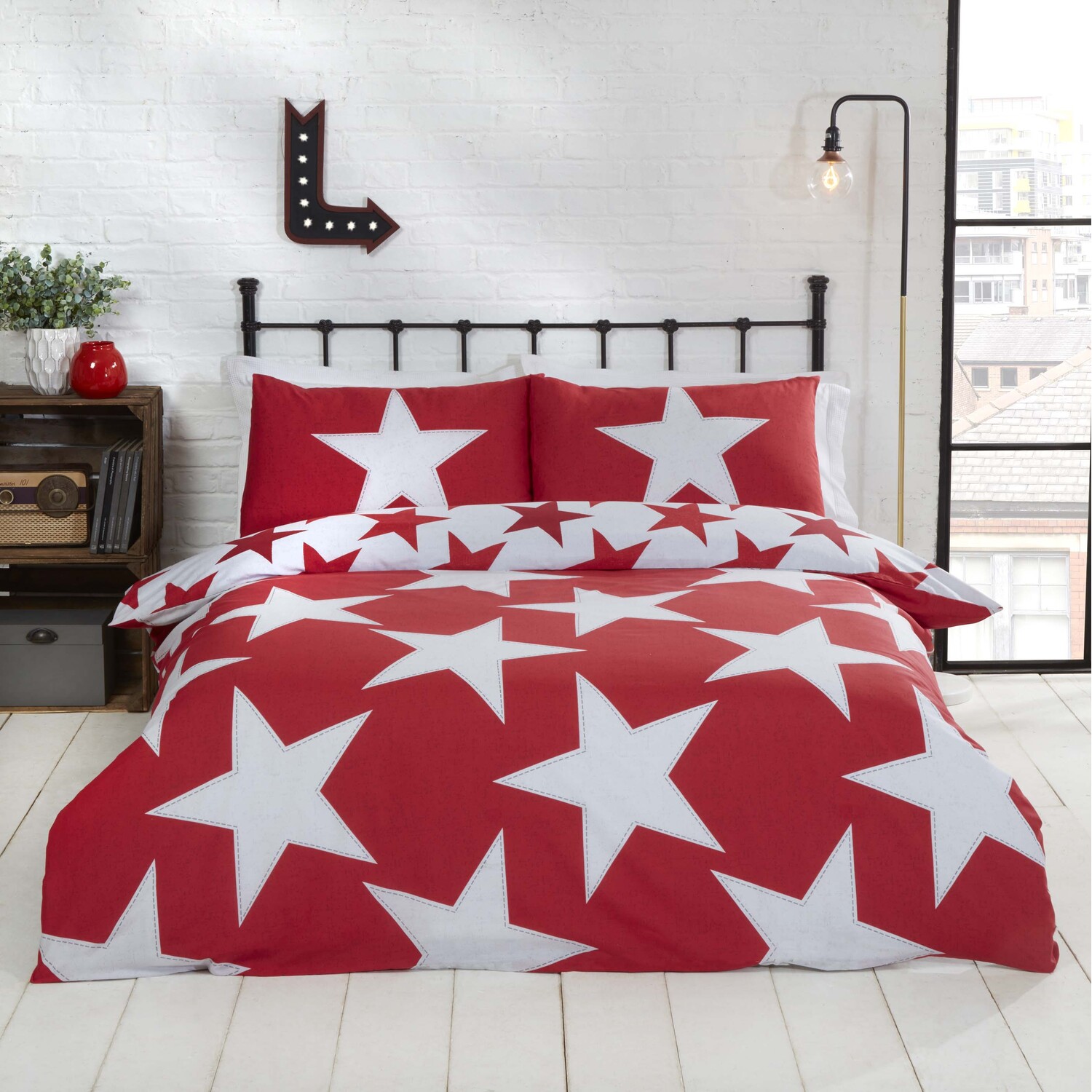 All Stars Polycotton Reversible Duvet Set With Pillowcase - Red Single