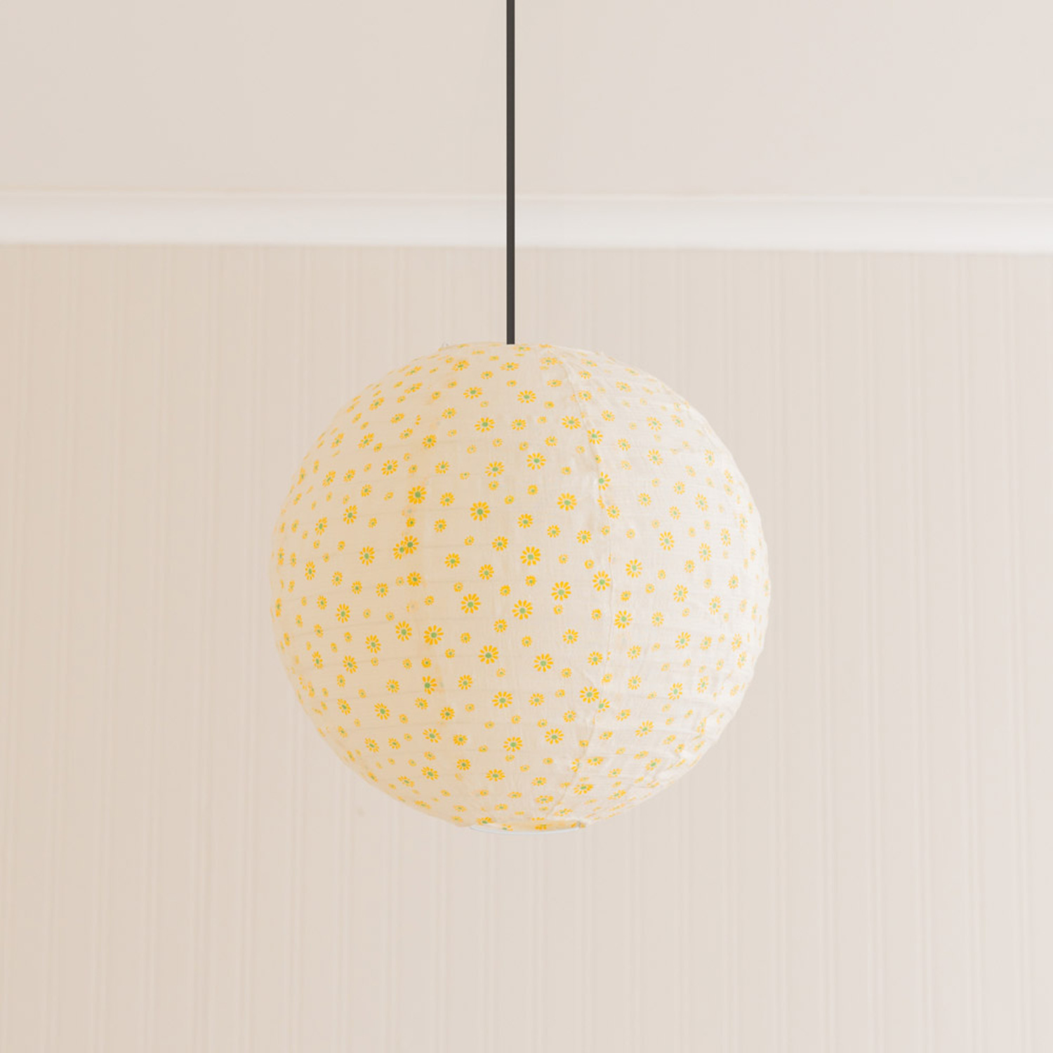 Image of Annie Ditsy Floral Fabric Globe Ball&hellip;