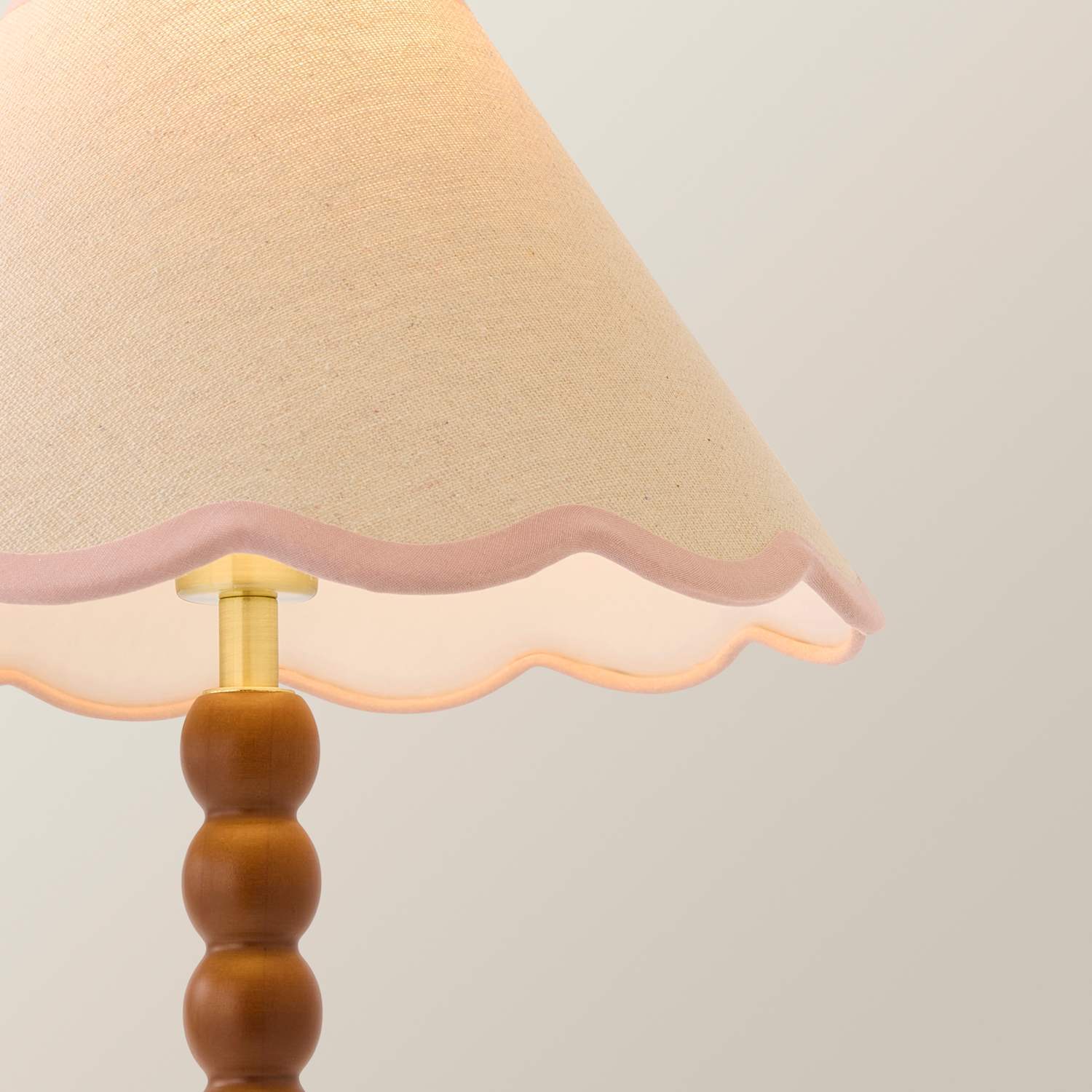 Valuelights Bobbin Walnut Table Lamp With Trim Scallop Shade - Rose Pink / No