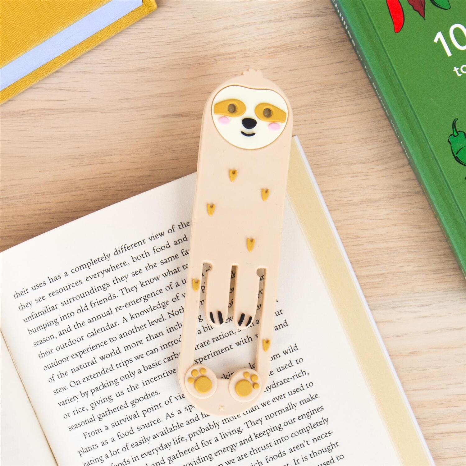 B&Q - Sloth Flexible Led Reading Light And Bookmark - Image 7