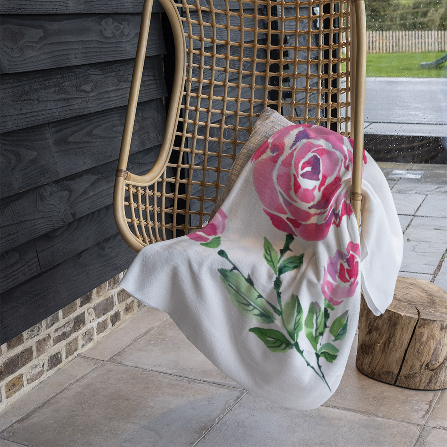 Rose Print Blanket - Pink