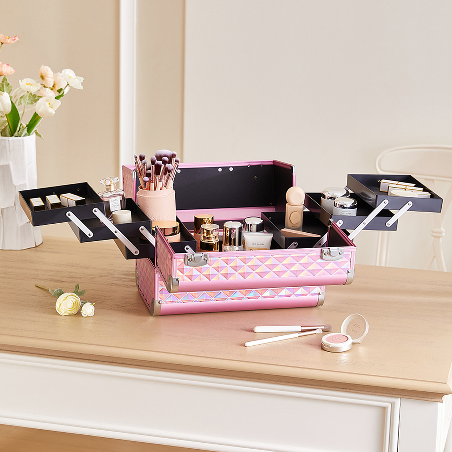 Rectangle Makeup Box Aluminum Makeup Box with 6 Trays