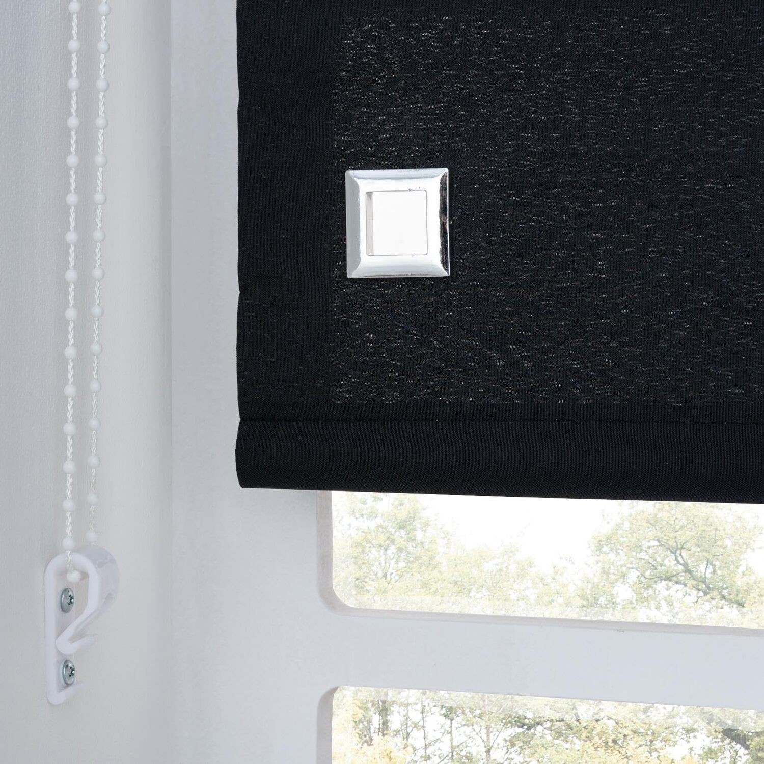 B&Q - Premium Quality Trimmable Square Eyelet Window Roller Blind5FtBlack150Cm (W) X 170Cm (L) - Image 3