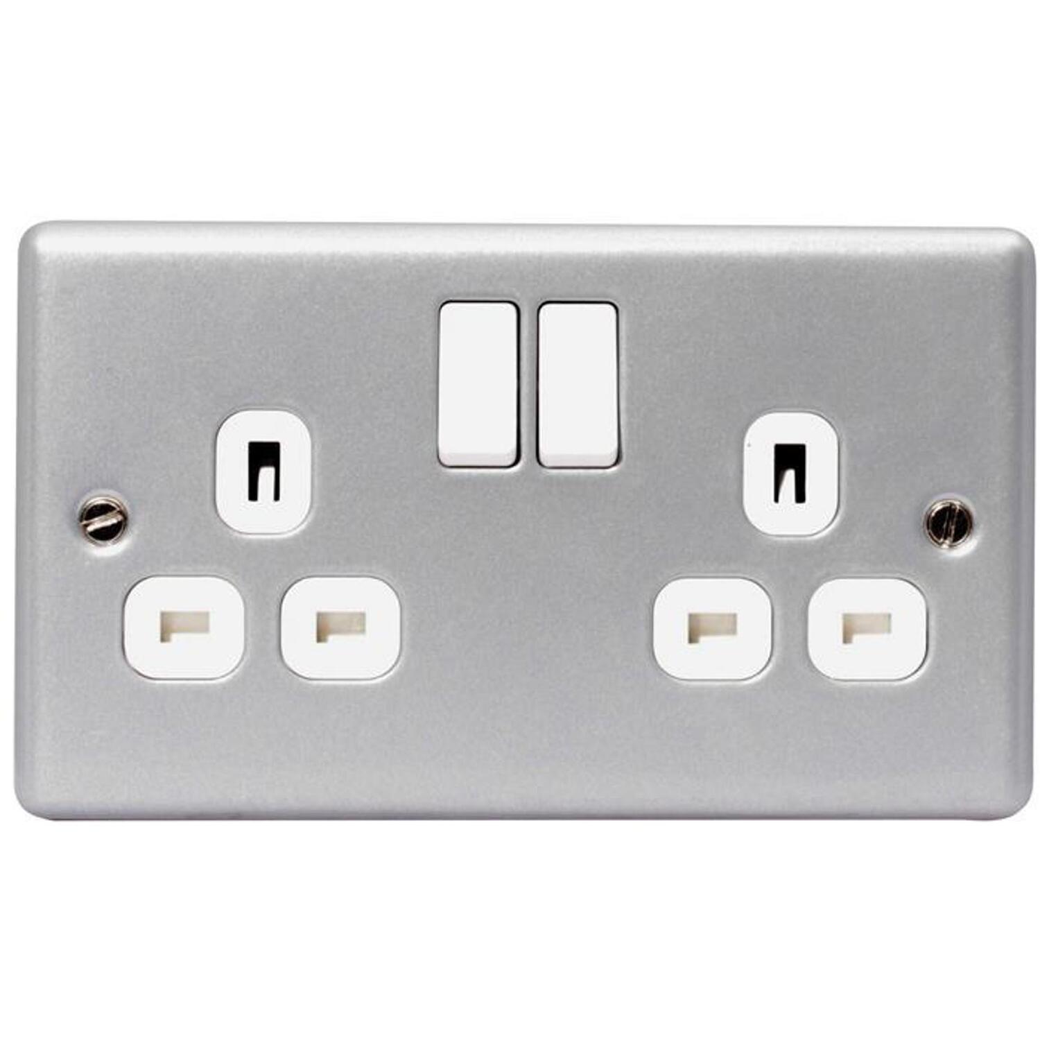 Masterplug Metal Clad Switched Socket 2-Gang 13A Mc522-01 - Image 8
