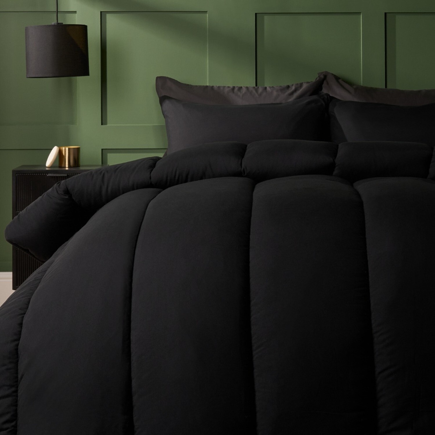 OHS Soft Coverless 10.5 TOG Duvet Set Pillowcase Quilted Cover in Jet Black | Size: King