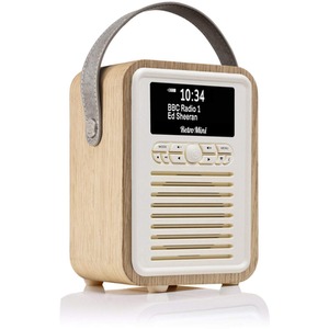 Oak Retro Mini DAB Radio  shot 17083354